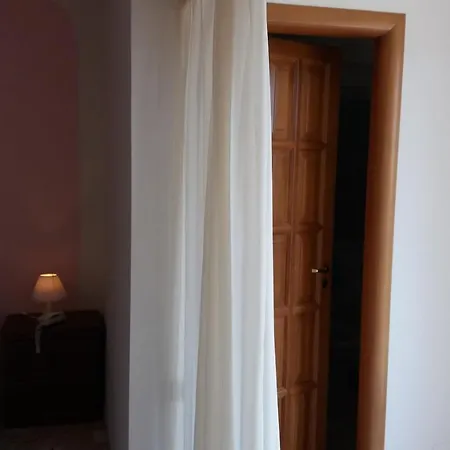 Πανσιόν Rent Holiday *